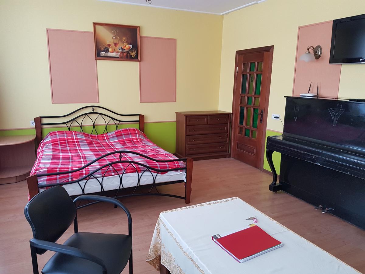 Apartament Erfolg 12 Daugavpils Exterior foto